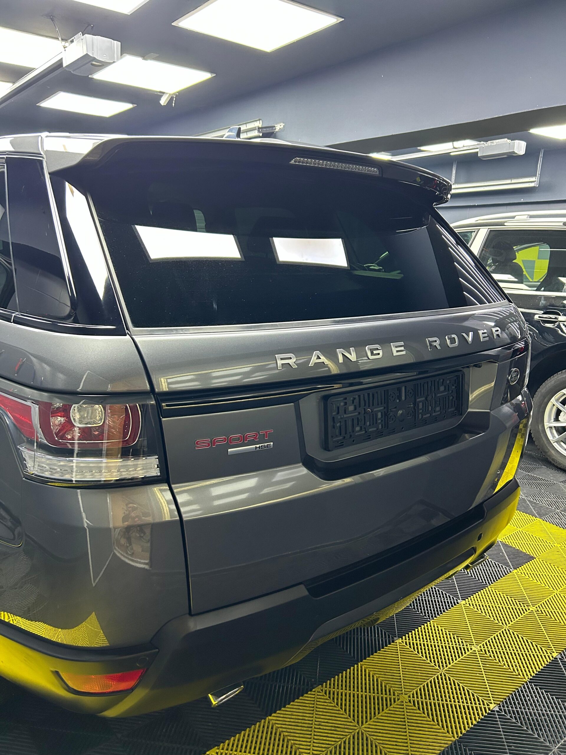 Dristor detailing, detailing auto, polish auto, polish faruri, interior exterior, detailing interior, detailing exterior, protectie faruri, ppf