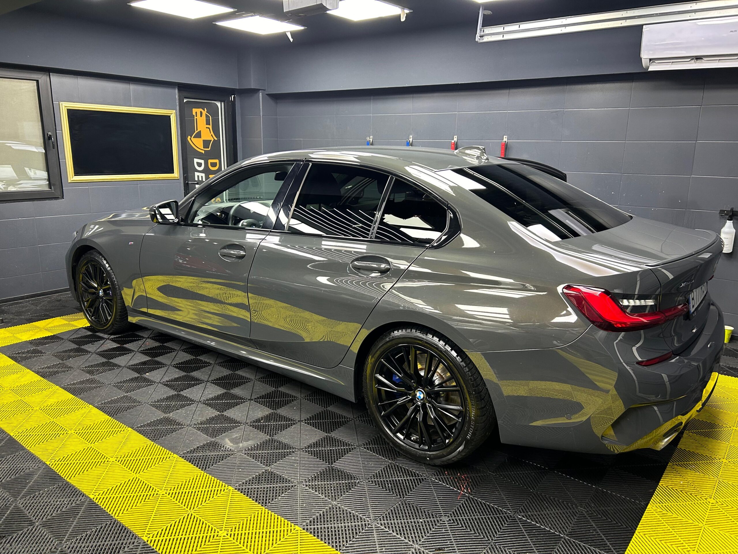 Dristor detailing, detailing auto, polish auto, polish faruri, interior exterior, detailing interior, detailing exterior, protectie faruri, ppf