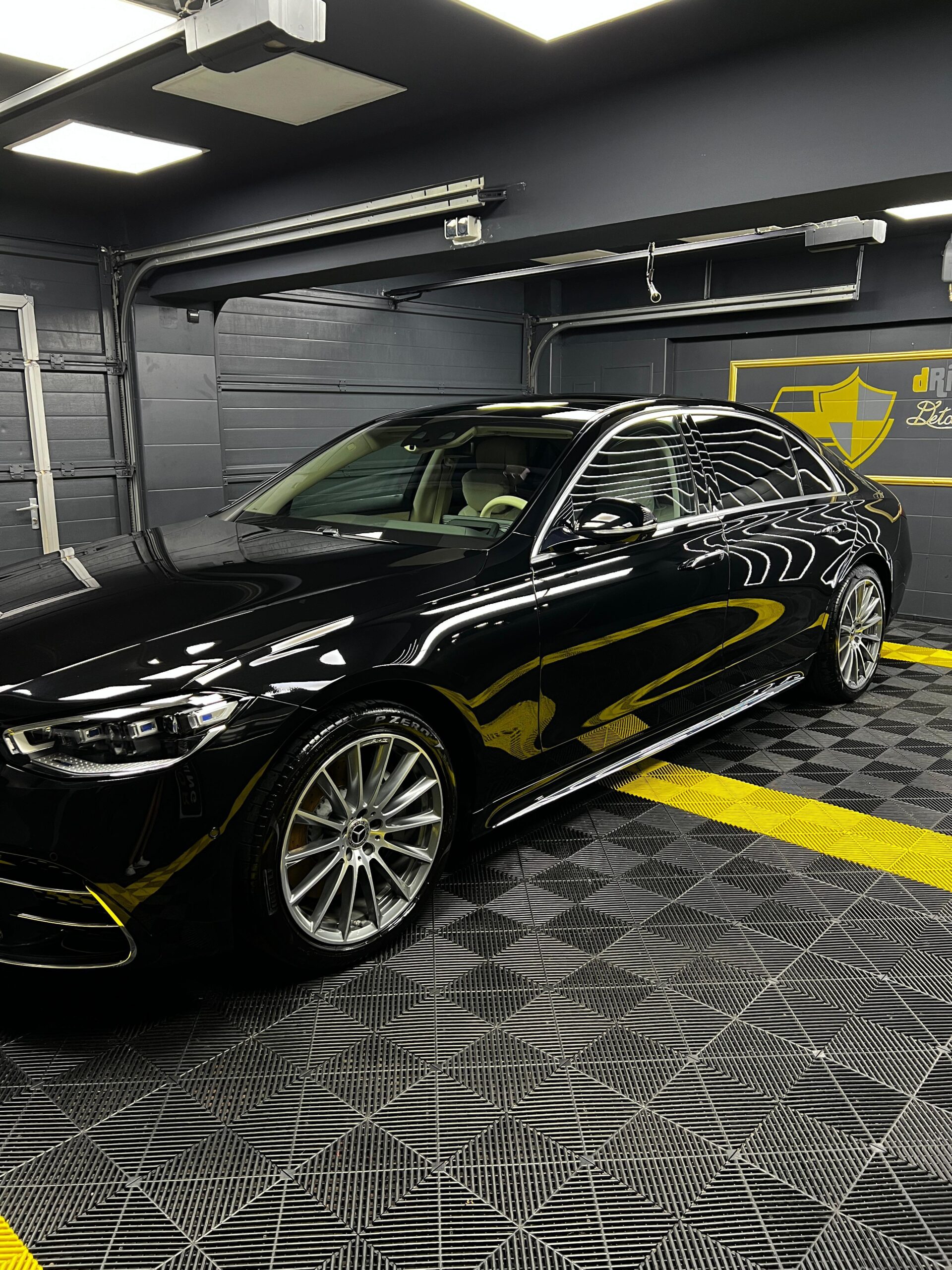 Dristor detailing, detailing auto, polish auto, polish faruri, interior exterior, detailing interior, detailing exterior, protectie faruri, ppf